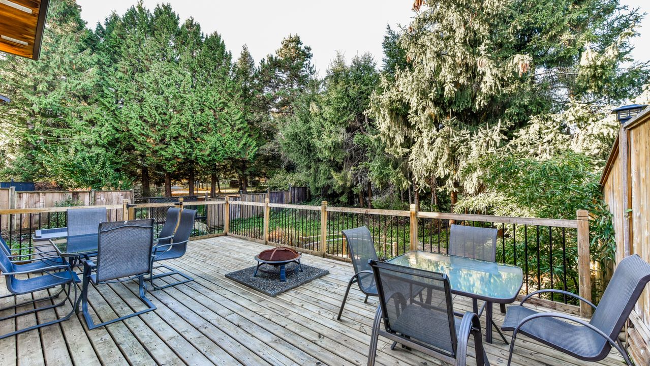 11875 Cherrington Pl, Maple Ridge, BC, V2X 8R4 Scene 2