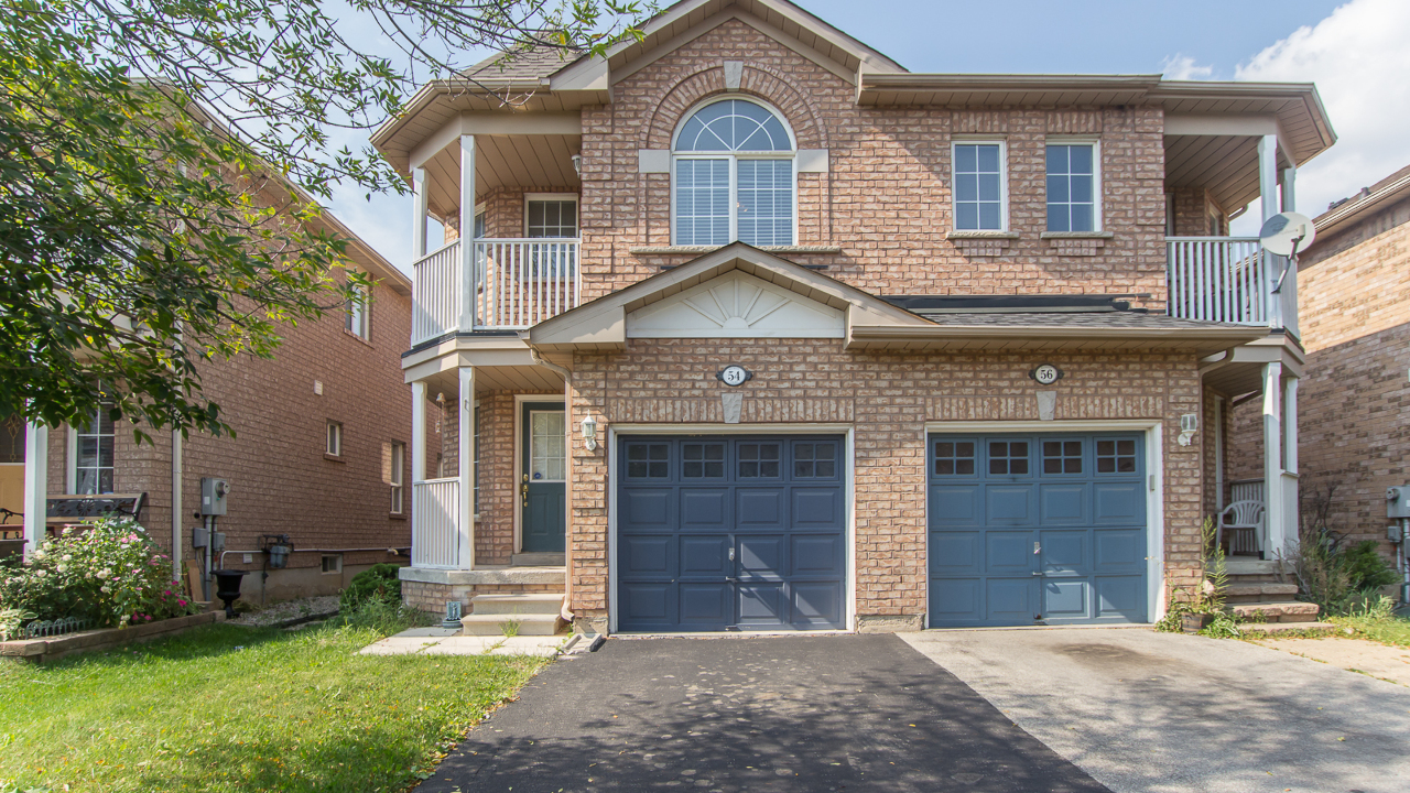 54 Wilmont Court, Brampton, ON, L6X4Z7 Scene 1