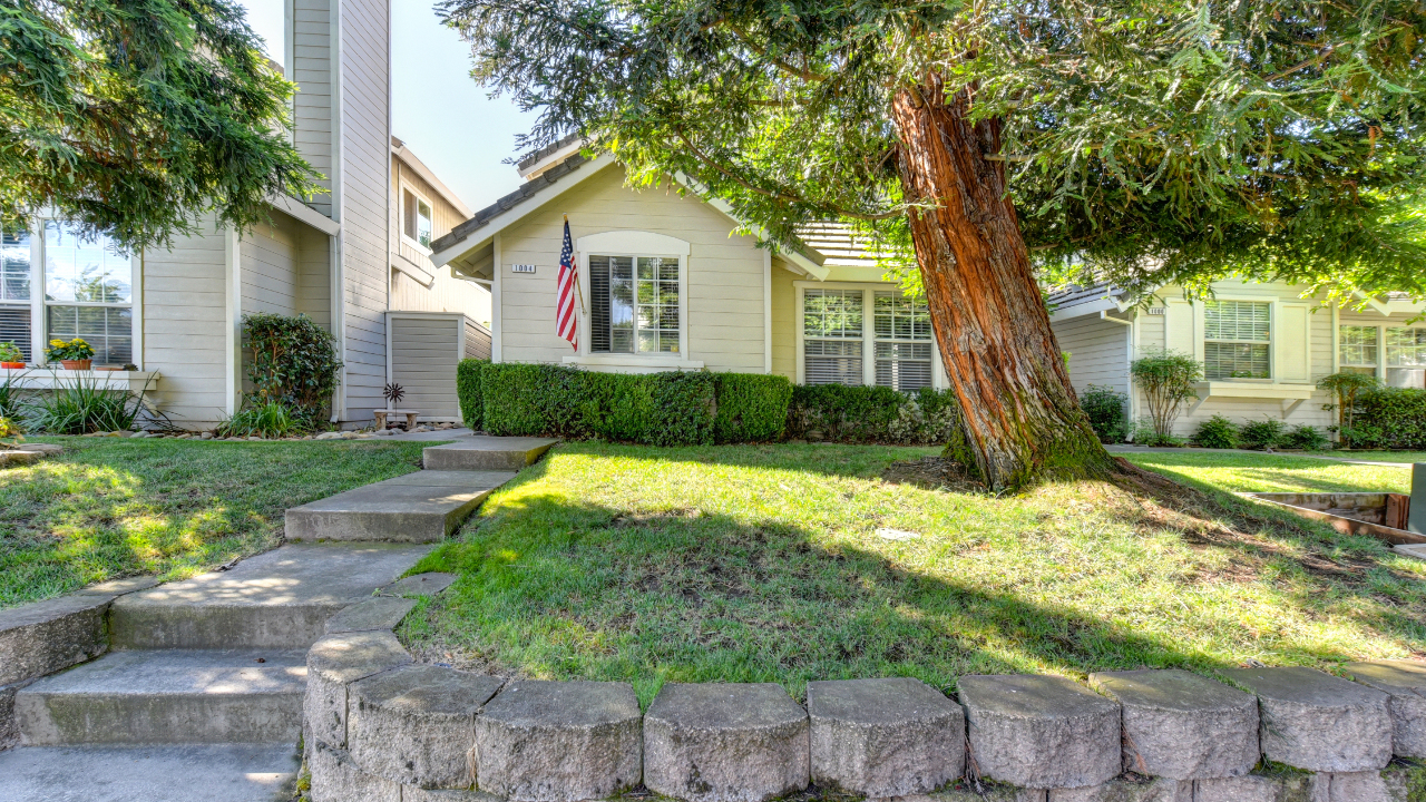 1004 Meadowbridge Dr., Folsom, CA, 95630 Scene 1