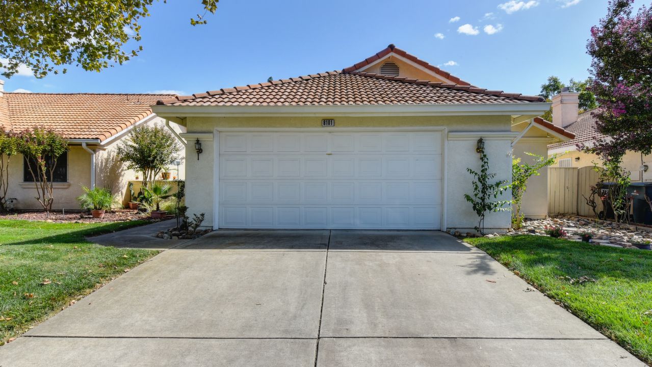 8101 Arroyo Vista Drive, Sacramento, CA, 95823 Scene 2