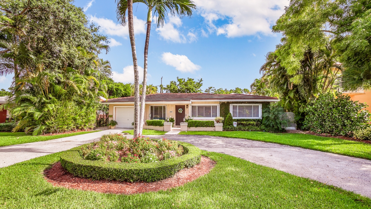 1435-Alegriano-Ave-01