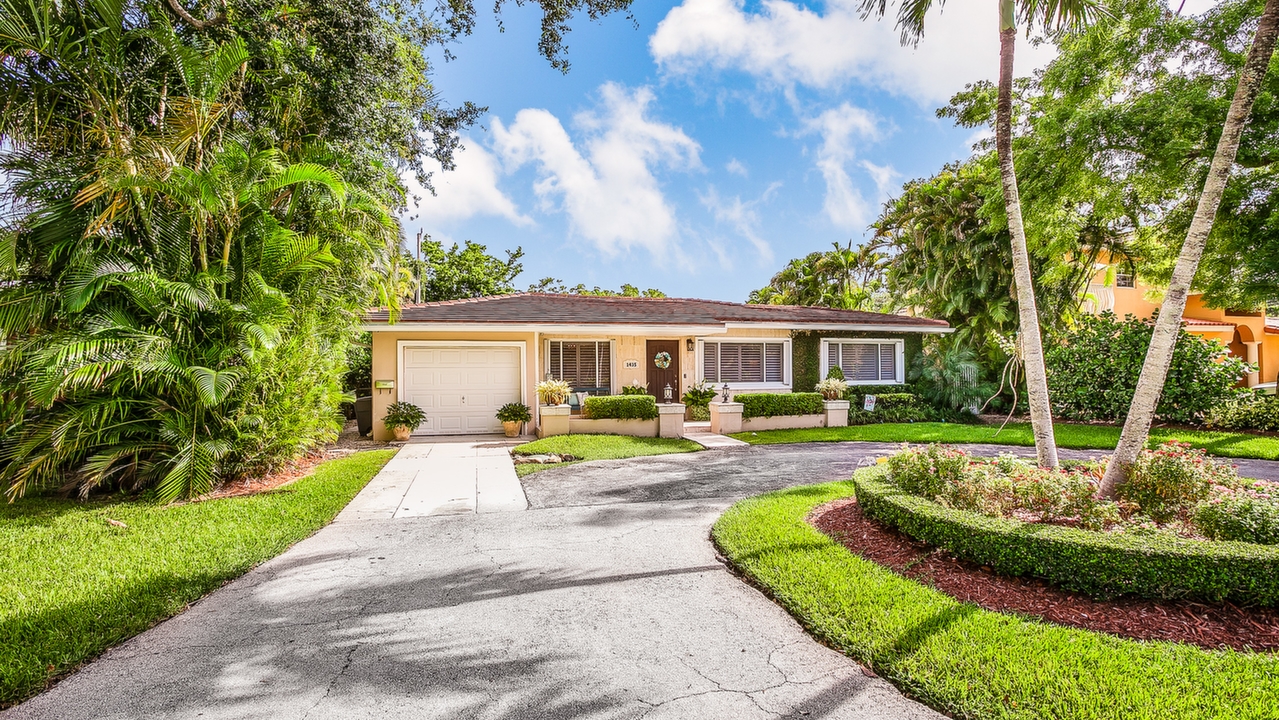 1435-Alegriano-Ave-02