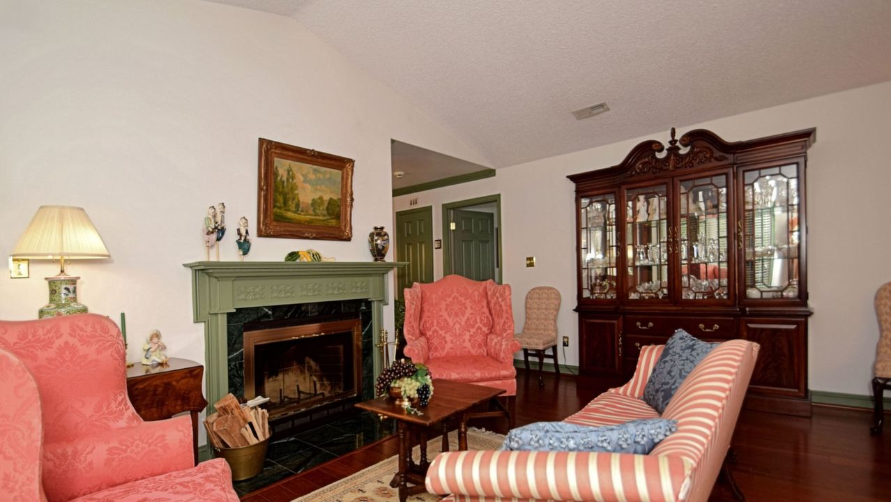 454 Cedar Hollow Dr Unit #30, Yardley, PA, 19067 Scene 3