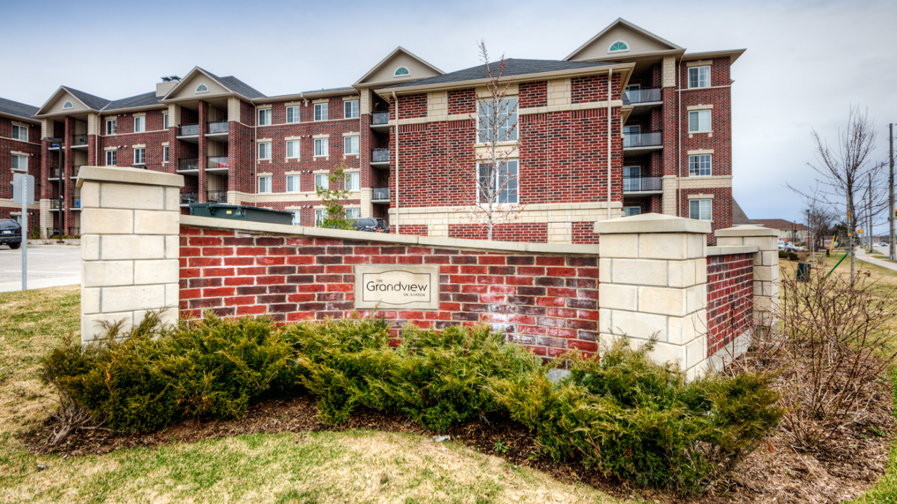 204 - 1440 Gordon Street, Guelph, ON, N1L 1C8 Scene 1