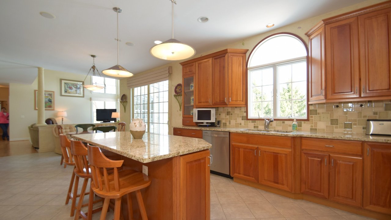 653 Carpenters Way, Horsham, PA, 19044 Scene 2