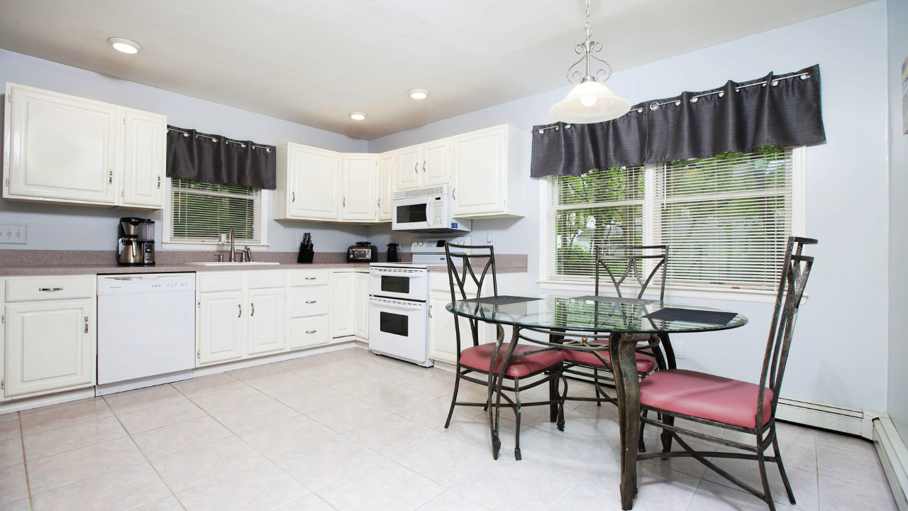 118 Herod Point Rd, Wading River, NY, 11792 Scene 4