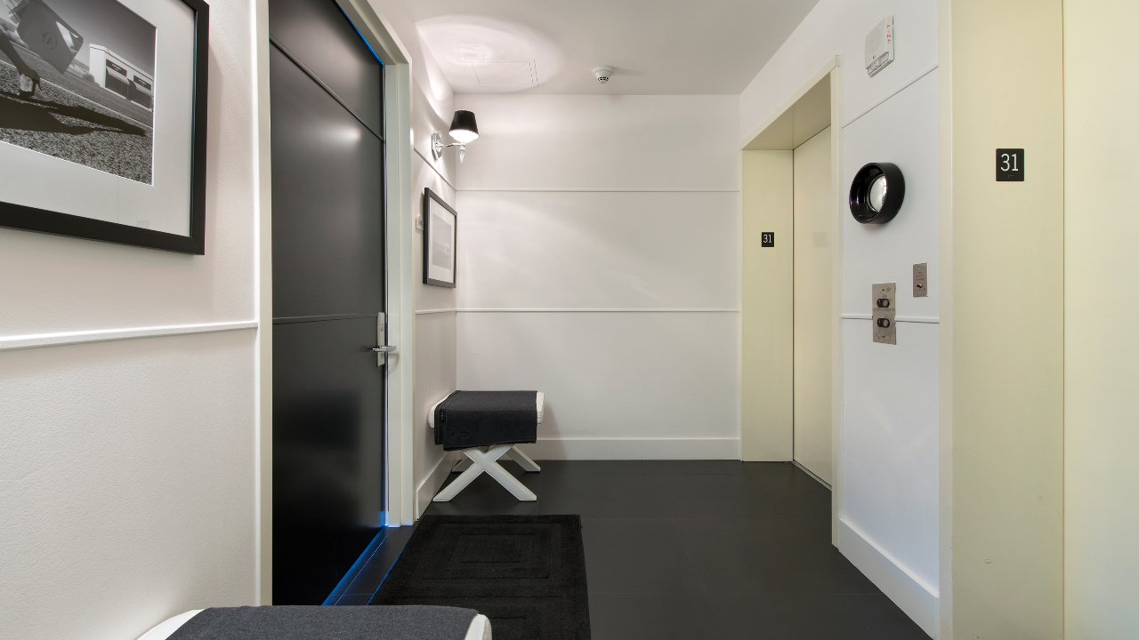 Private Elevator Lobby