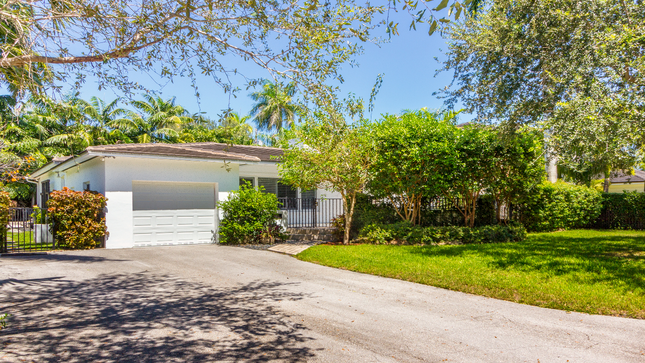 1229-Placetas-Ave-01