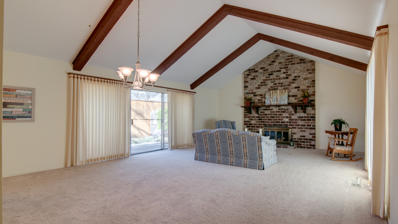 Living Room w/Fireplace
