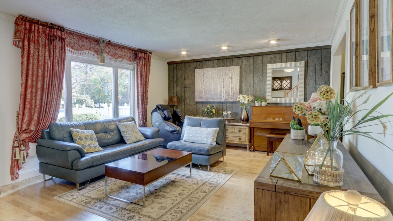 42-34 218th St, Bayside, NY, 11361 Scene 4