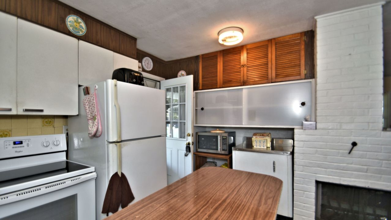 25 Butternut Rd, Levittown, PA, 19057 Scene 3
