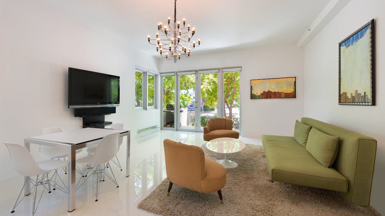 1027-Michigan-Ave-#2-(1B)-05