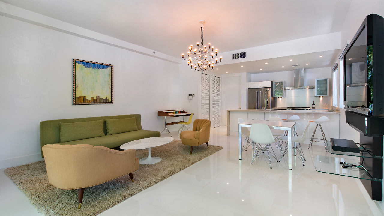 1027-Michigan-Ave-#2-(1B)-06