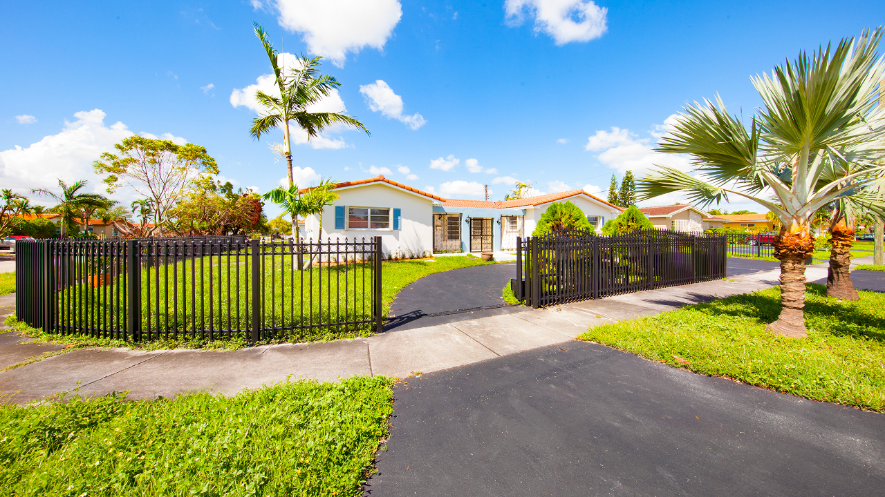 1822-SW-99th-Place-01