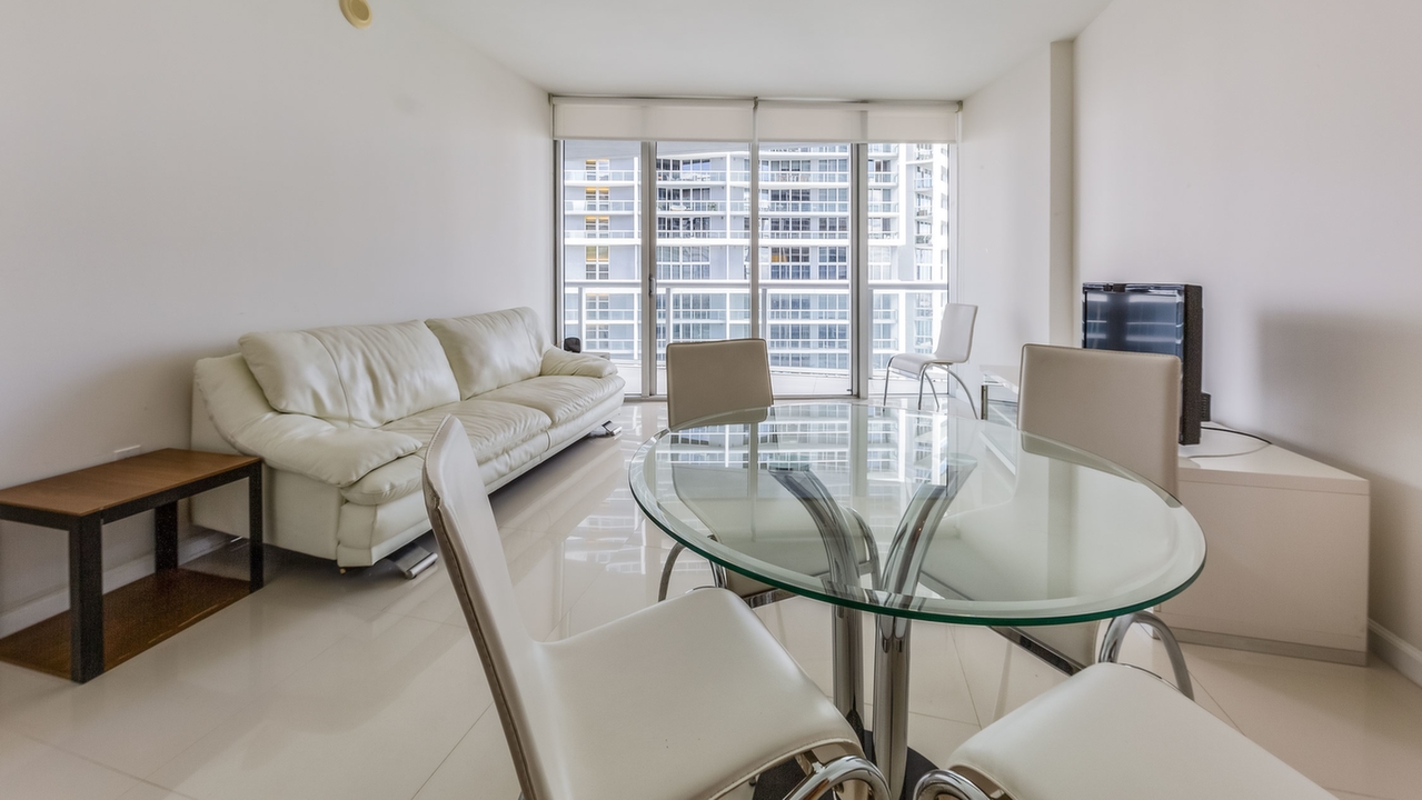 Icon-Brickell-#2806-03