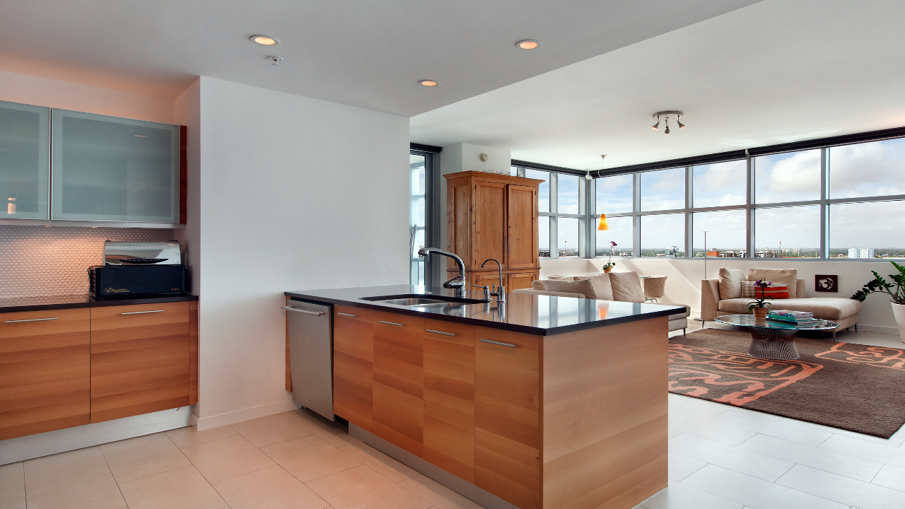 Kitchen & Living Room