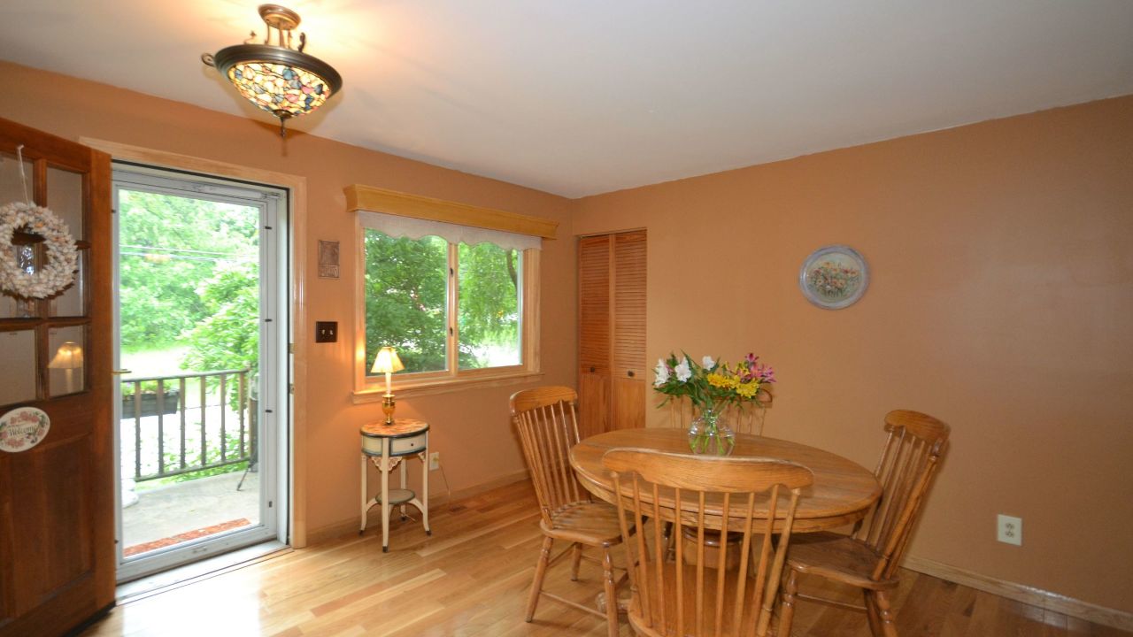 321 Clearfield Ave, Norristown, PA, 19403 Scene 2