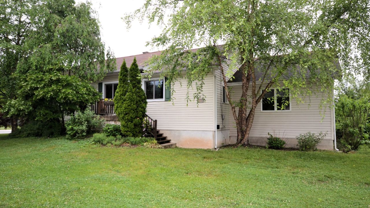 321 Clearfield Ave, Norristown, PA, 19403 Scene 1