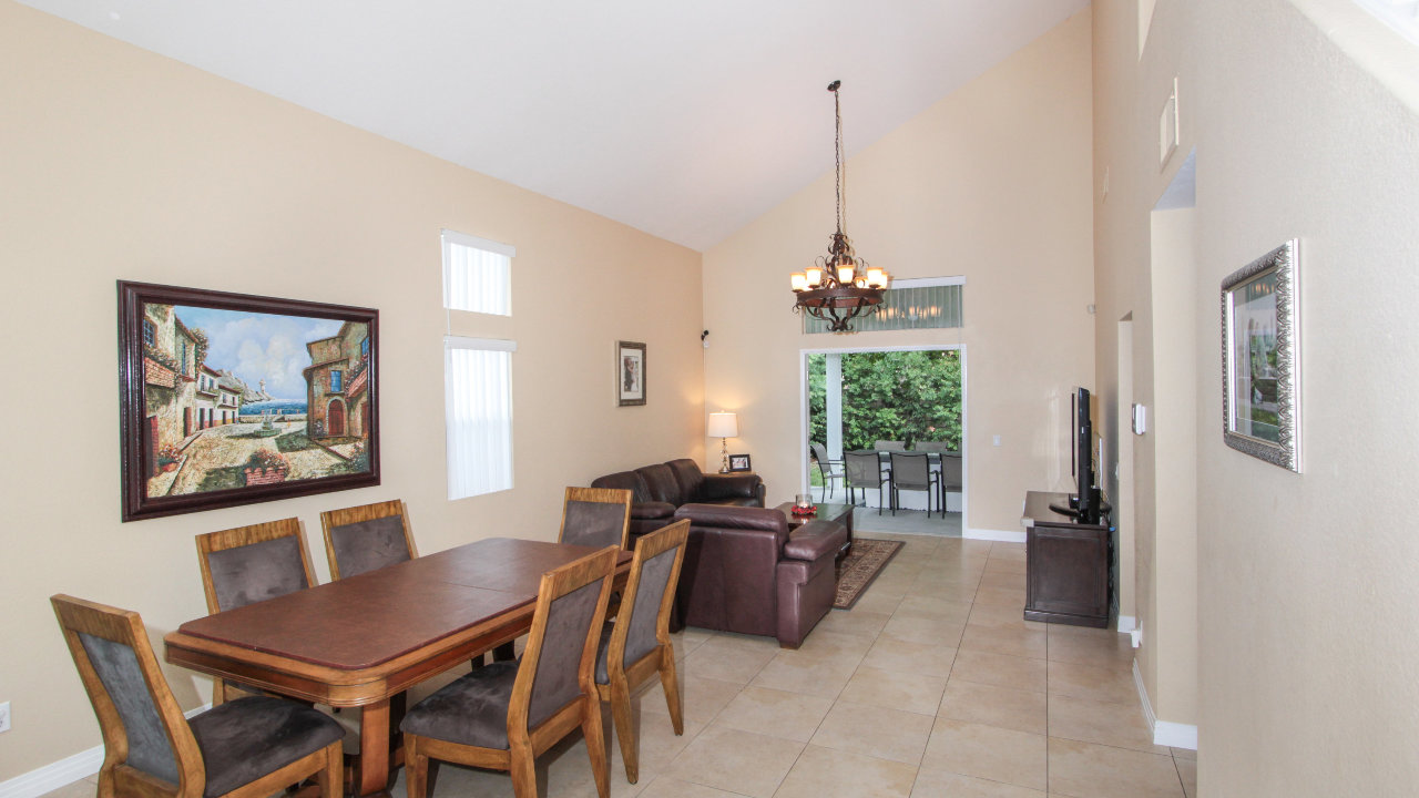 4405 Arbor Cove Circle, Oceanside, CA, 92058 Scene 4