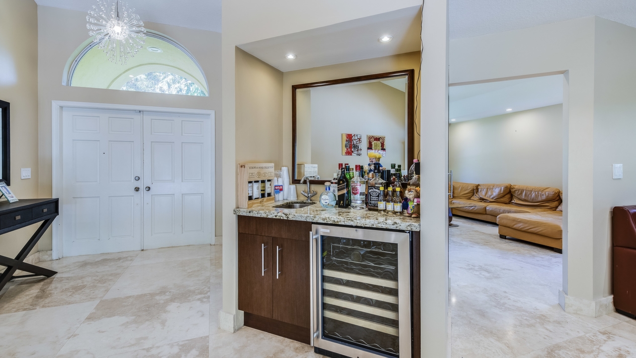 4920-NW-65th-Ave-04