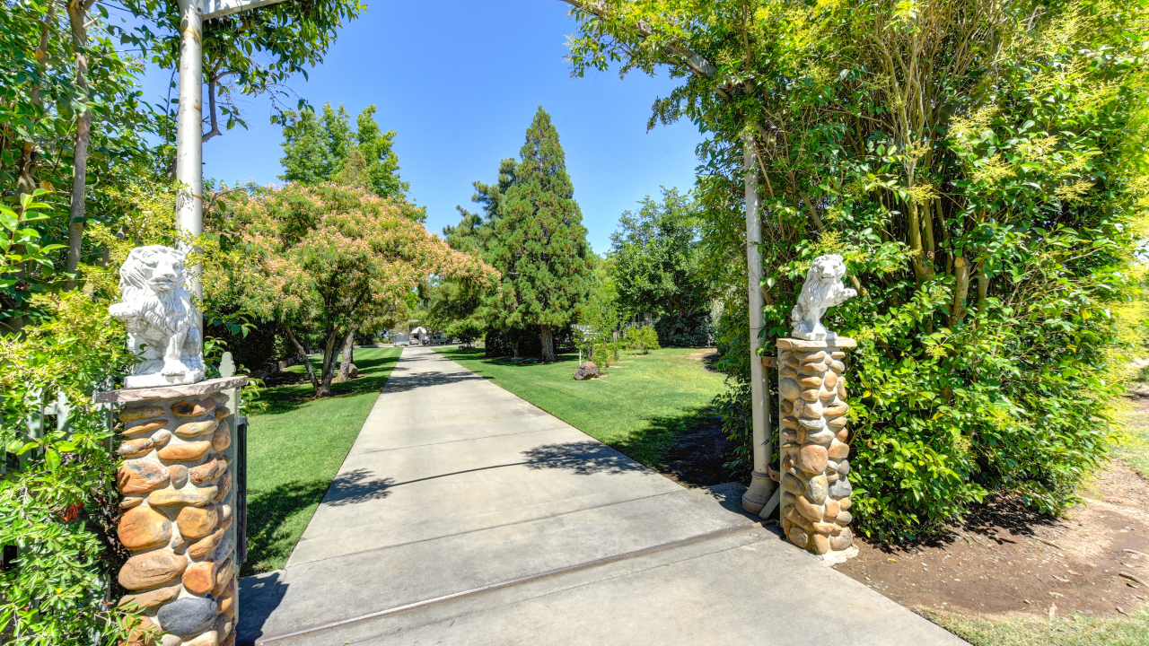 22140 Clements Rd., Clements, CA, 95227 Scene 1
