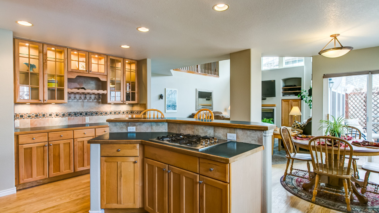 Kitchen with Large Island