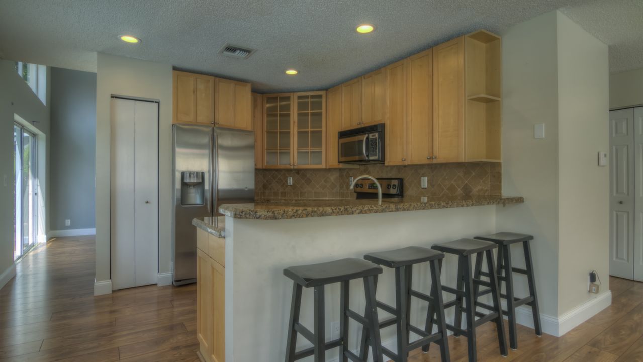 Kitchen & Dining Area