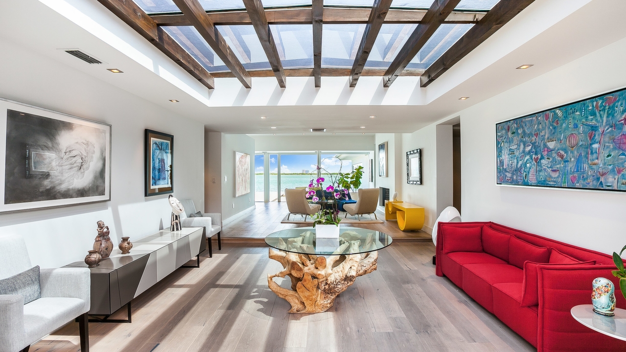 830-W-Dilido-Dr-04