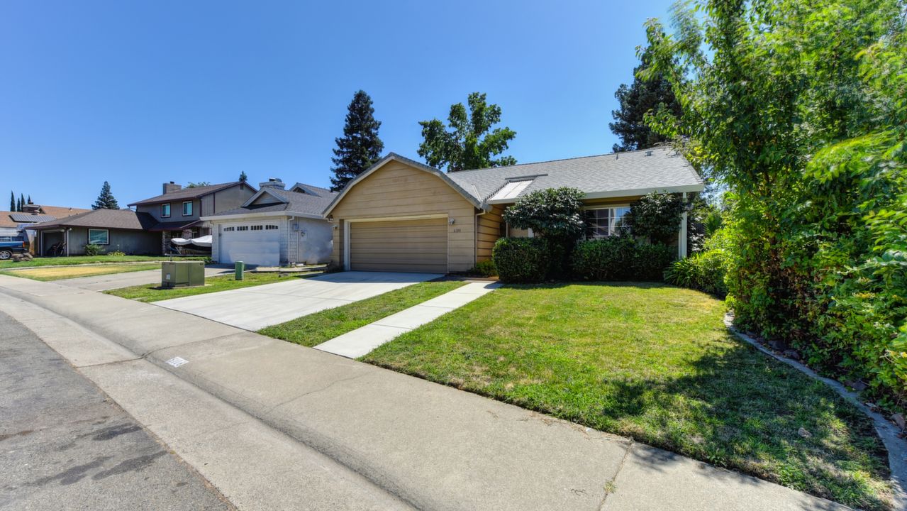 6108 Wallwood Ct, Citrus Heights, CA, 95621 Scene 2