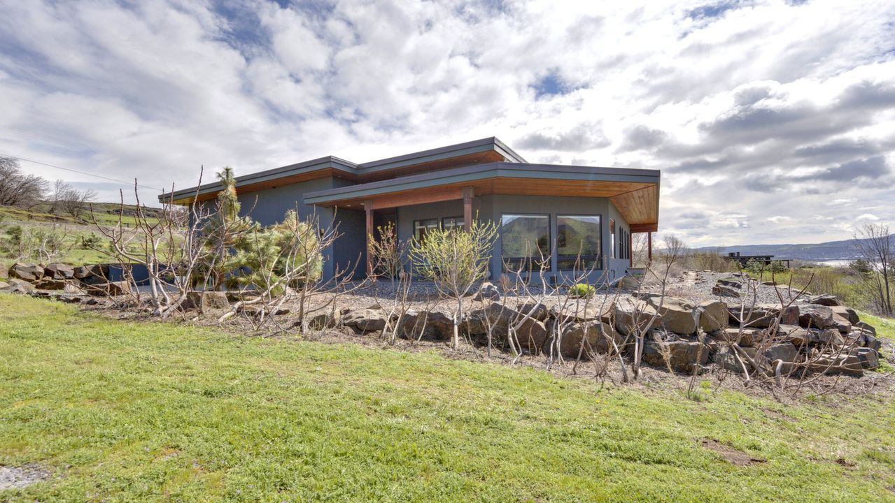 100 Riverview Dr, Lyle, WA, 98635 Scene 4