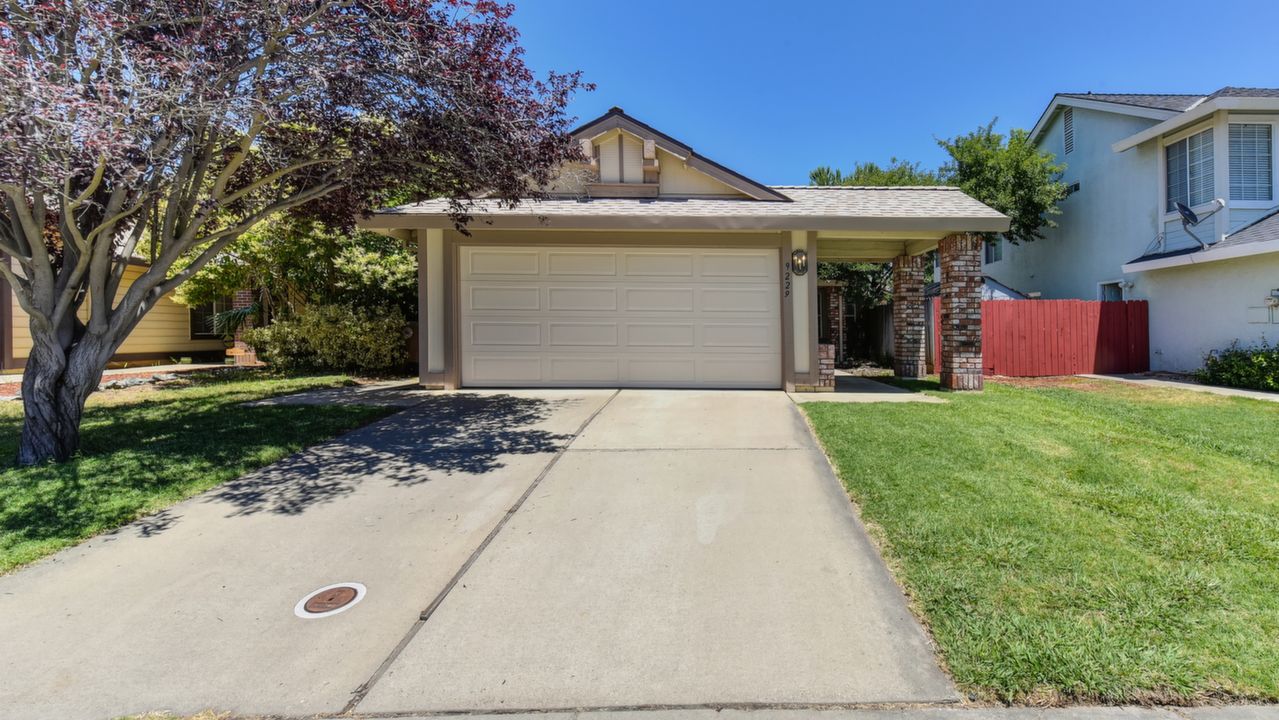 9229 Harrogate Way, Elk Grove, CA, 95758 Scene 1