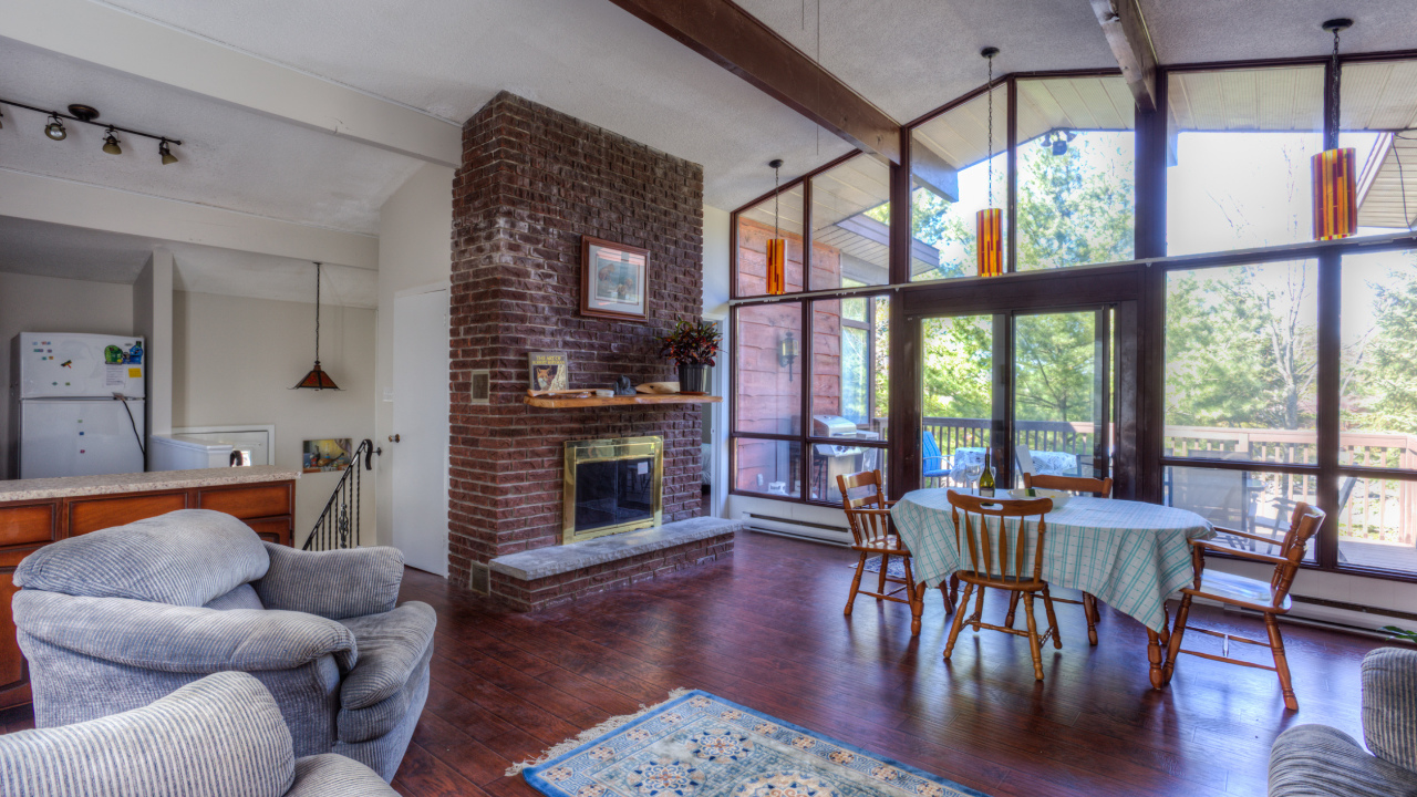 15 Cody Road, Tiny, ON, L0L2T0 Scene 3