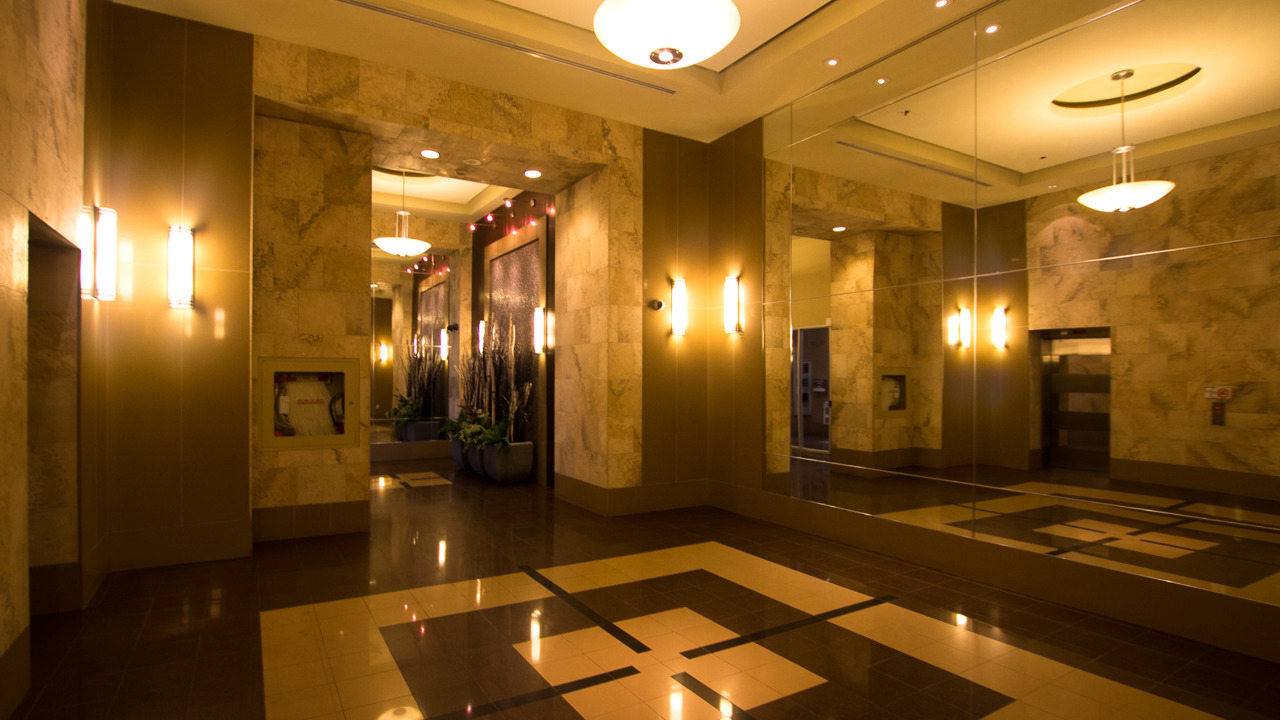 8 Park Road Unit 3316, Toronto, ON, M4W3S5 Scene 2