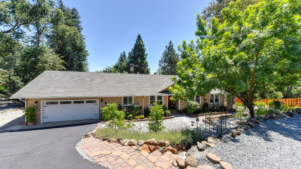 3747 Kimberly Rd, Cameron Park, CA, 95682 Scene 2