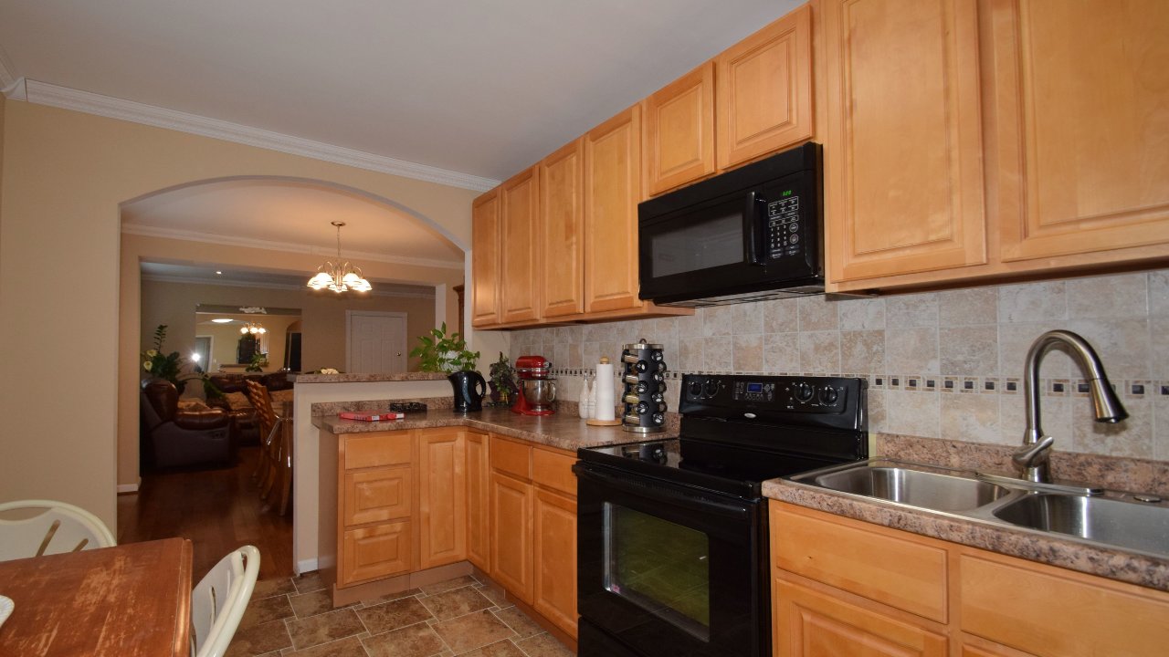 4347 Chestnut Ave, Feasterville Trevose, PA, 19053 Scene 3