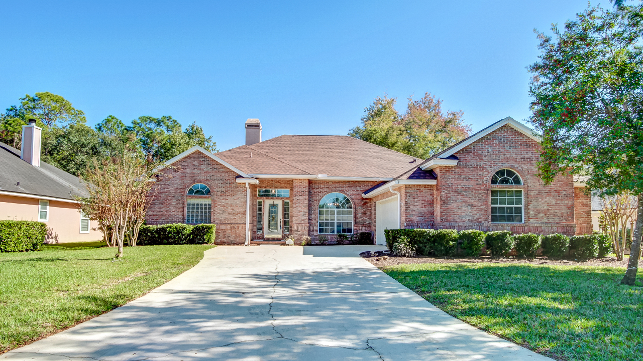 Welcome to 193 Elmwood Drive!