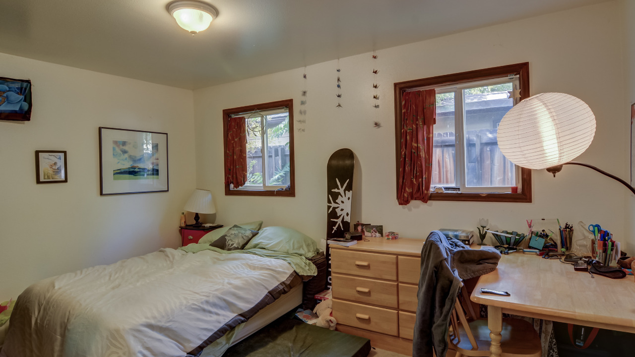 Back Unit First Bedroom