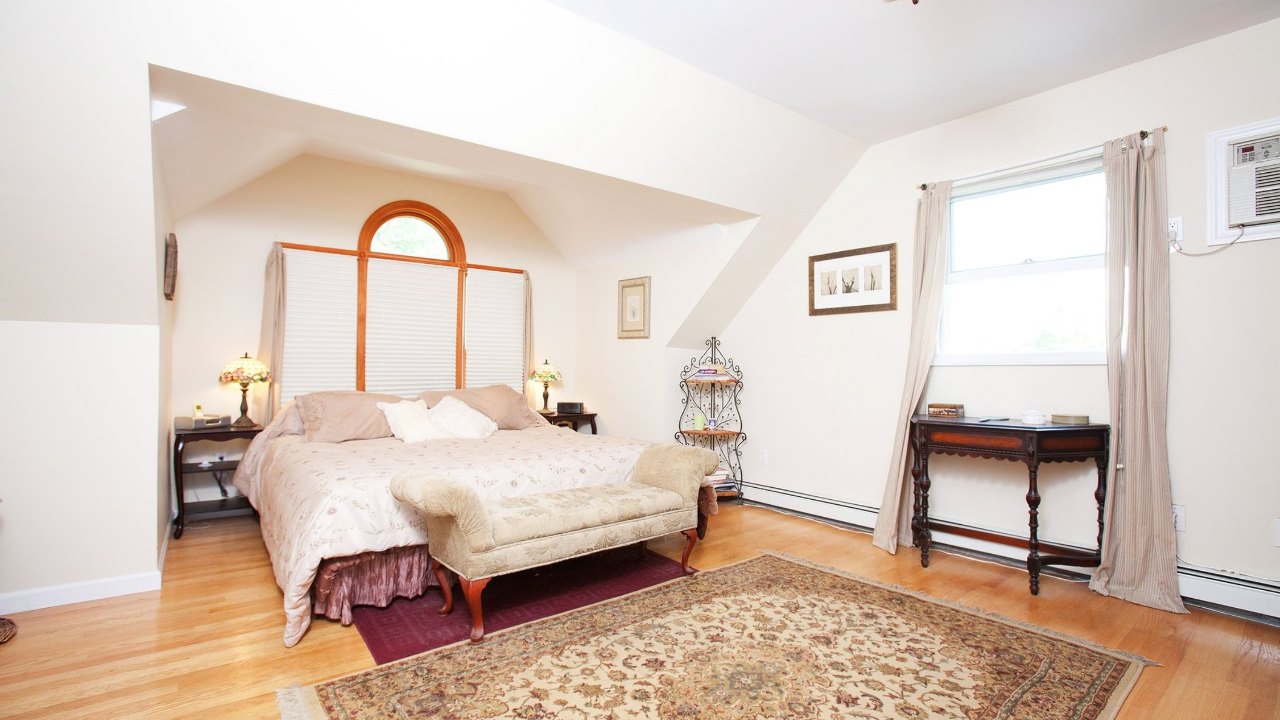 34 Hill Road, Farmingdale, NY, 11735 Scene 4