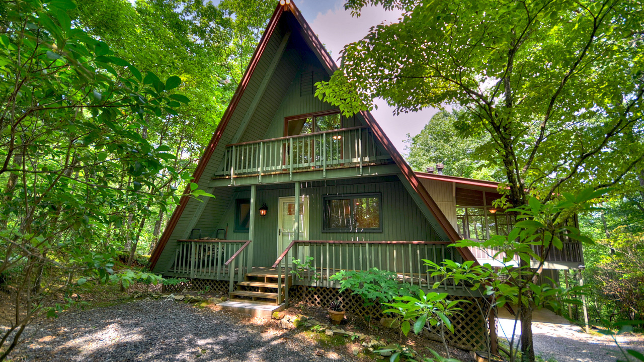 131 Laurel Ln, Ellijay, GA, 30540 Scene 2