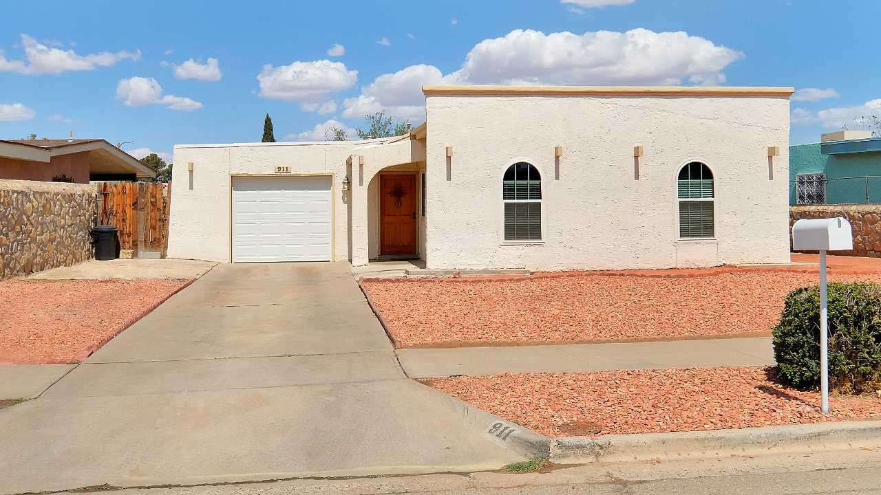 911 Agua Prieta Dr., El Paso, TX, 79907 Scene 1