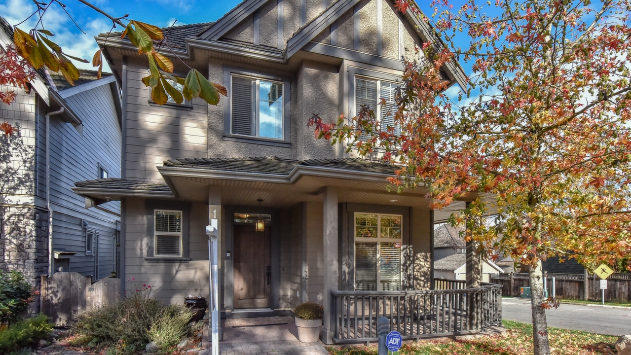 14645 Winter Crescent, Surrey, BC, V4P 0E3 Scene 1