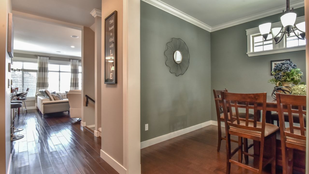 14645 Winter Crescent, Surrey, BC, V4P 0E3 Scene 2