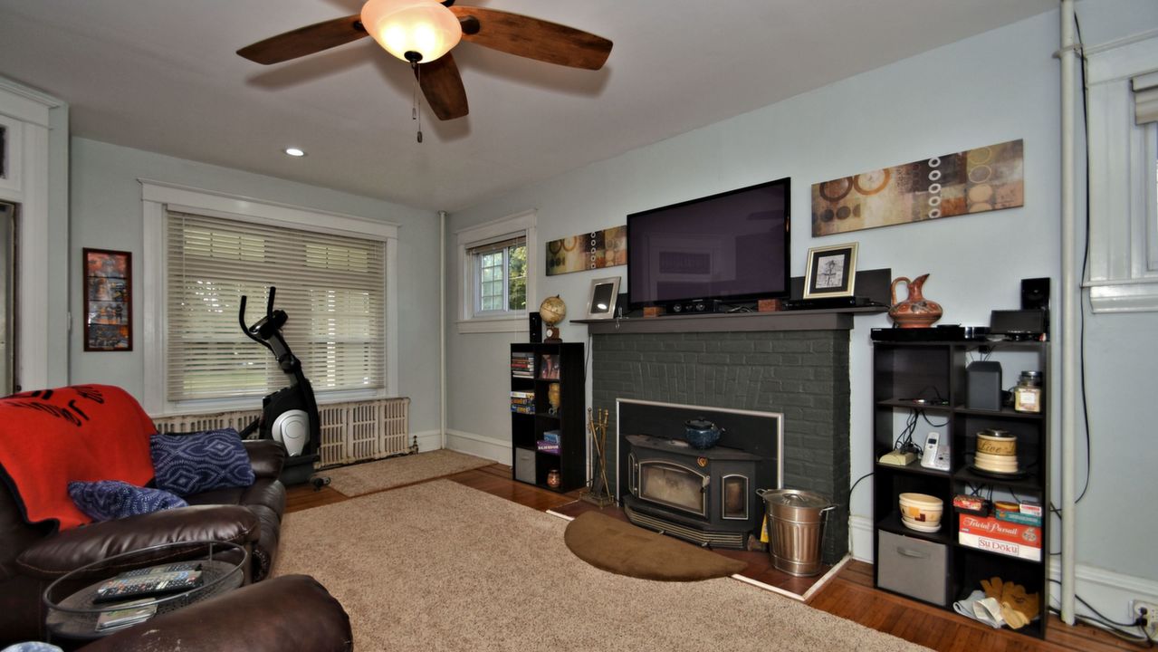 1633 Dekalb St, Norristown, PA, 19401 Scene 2