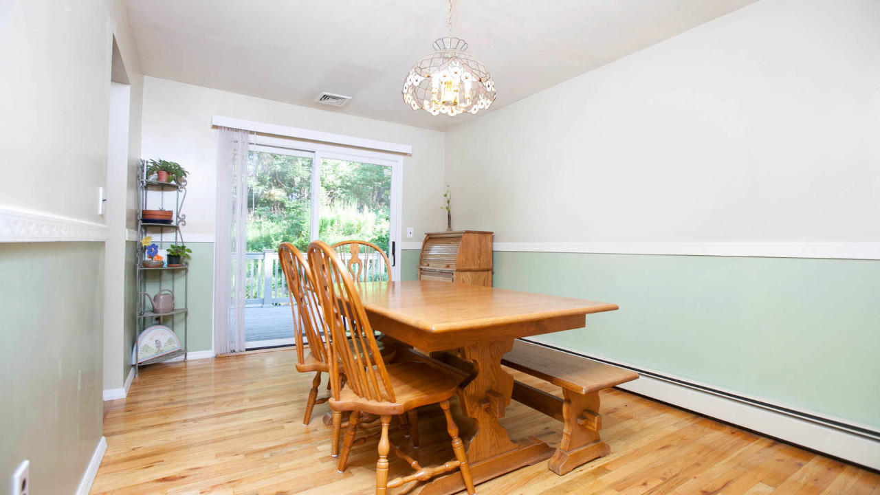 6 Kastal Court, Ridge, NY, 11961 Scene 3