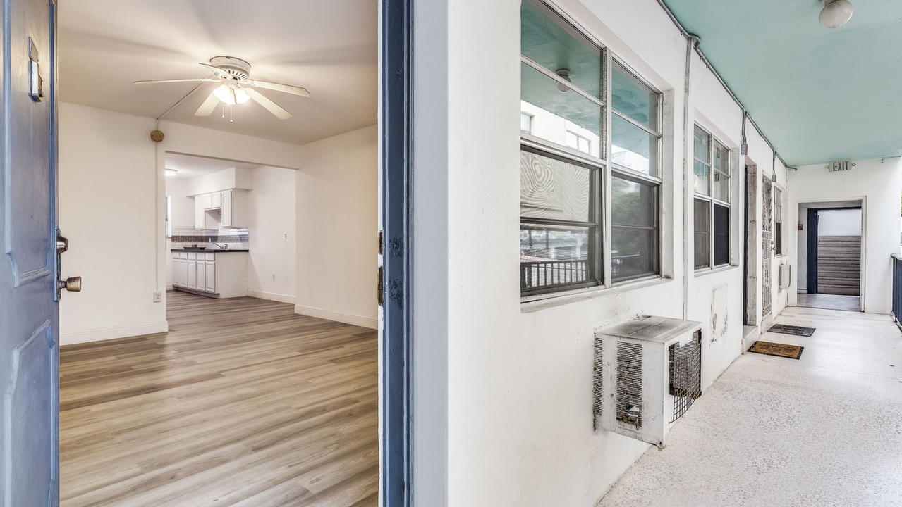 4015-Indian-Ck-Dr-#104-02