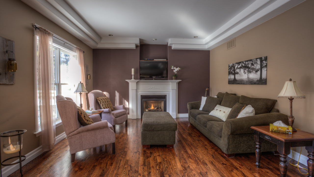 24 Pine Post Road, Keswick, ON, L4P 3C8 Scene 2
