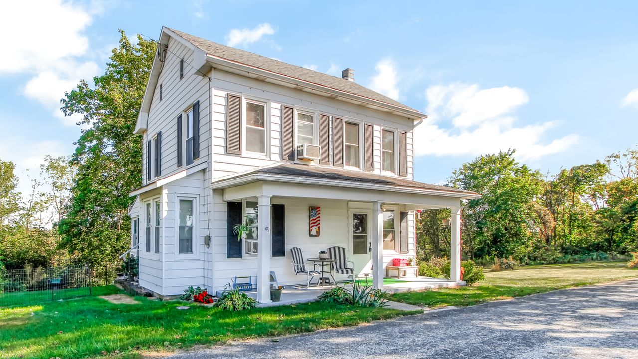 1065 Fickes School Road-2