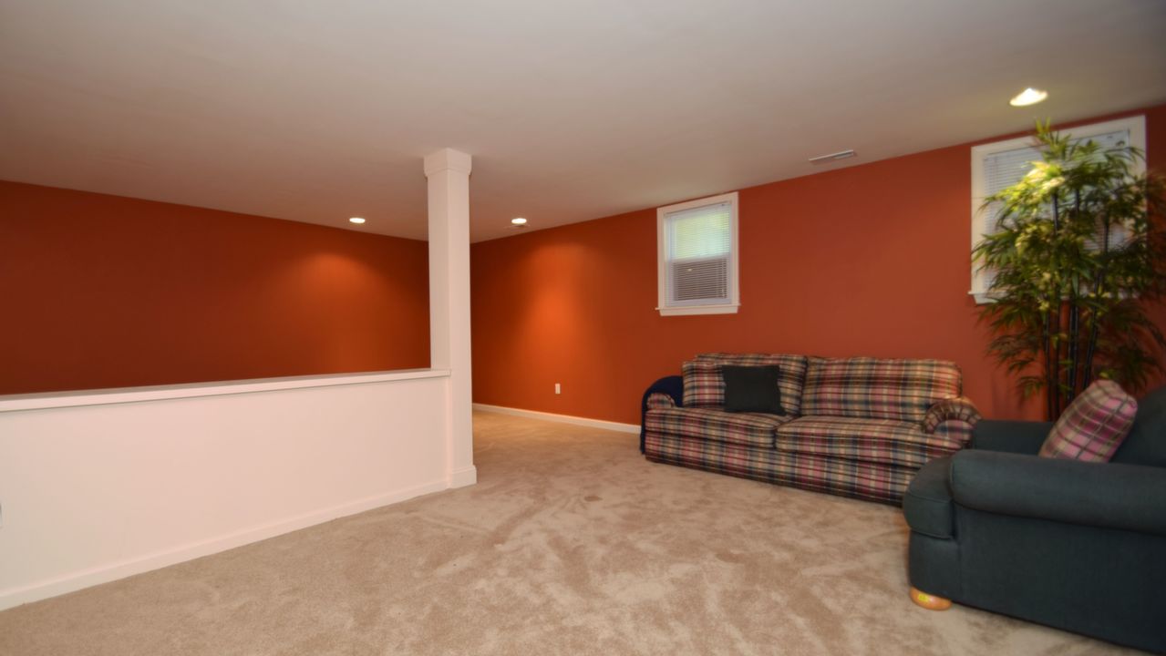 22 Tankard Ln, Washington Crossing, PA, 18977 Scene 4