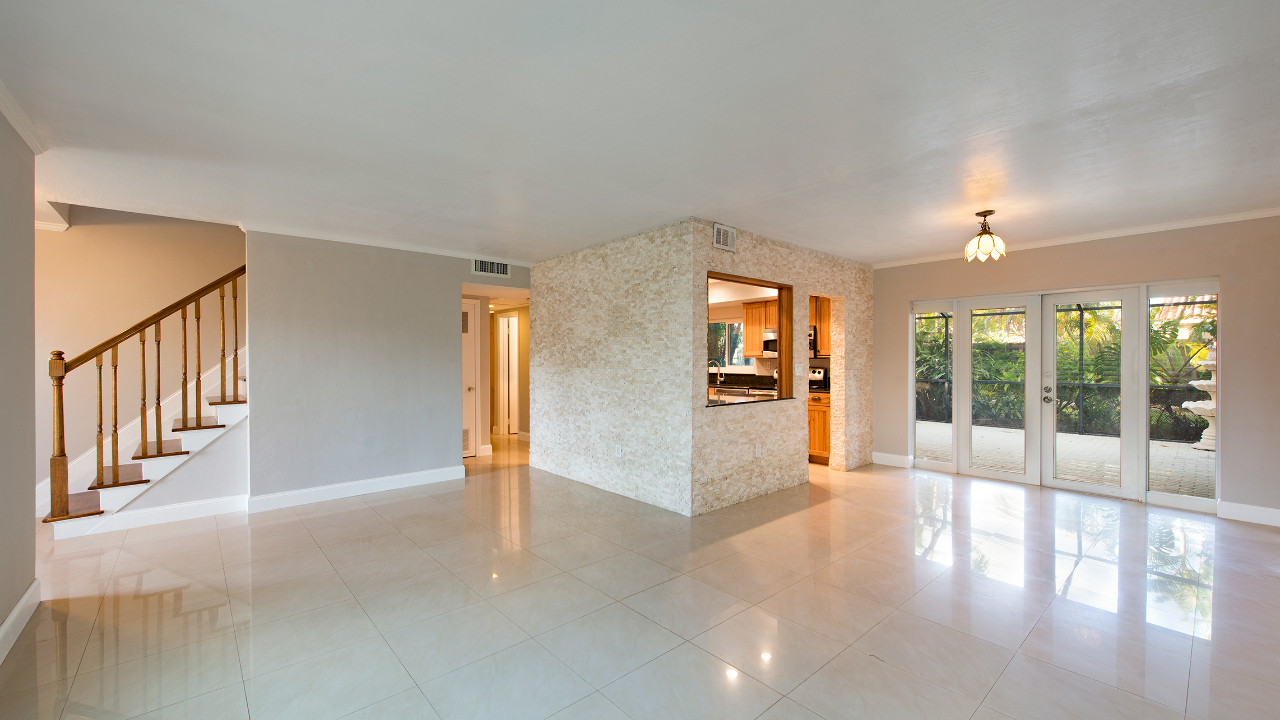 9975-SW-85th-St-04