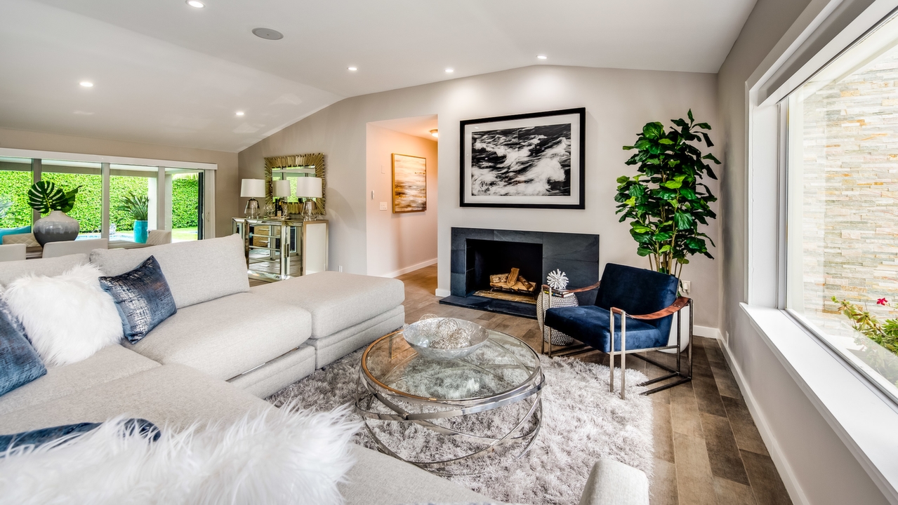 1611-Seabreeze-Blvd-04